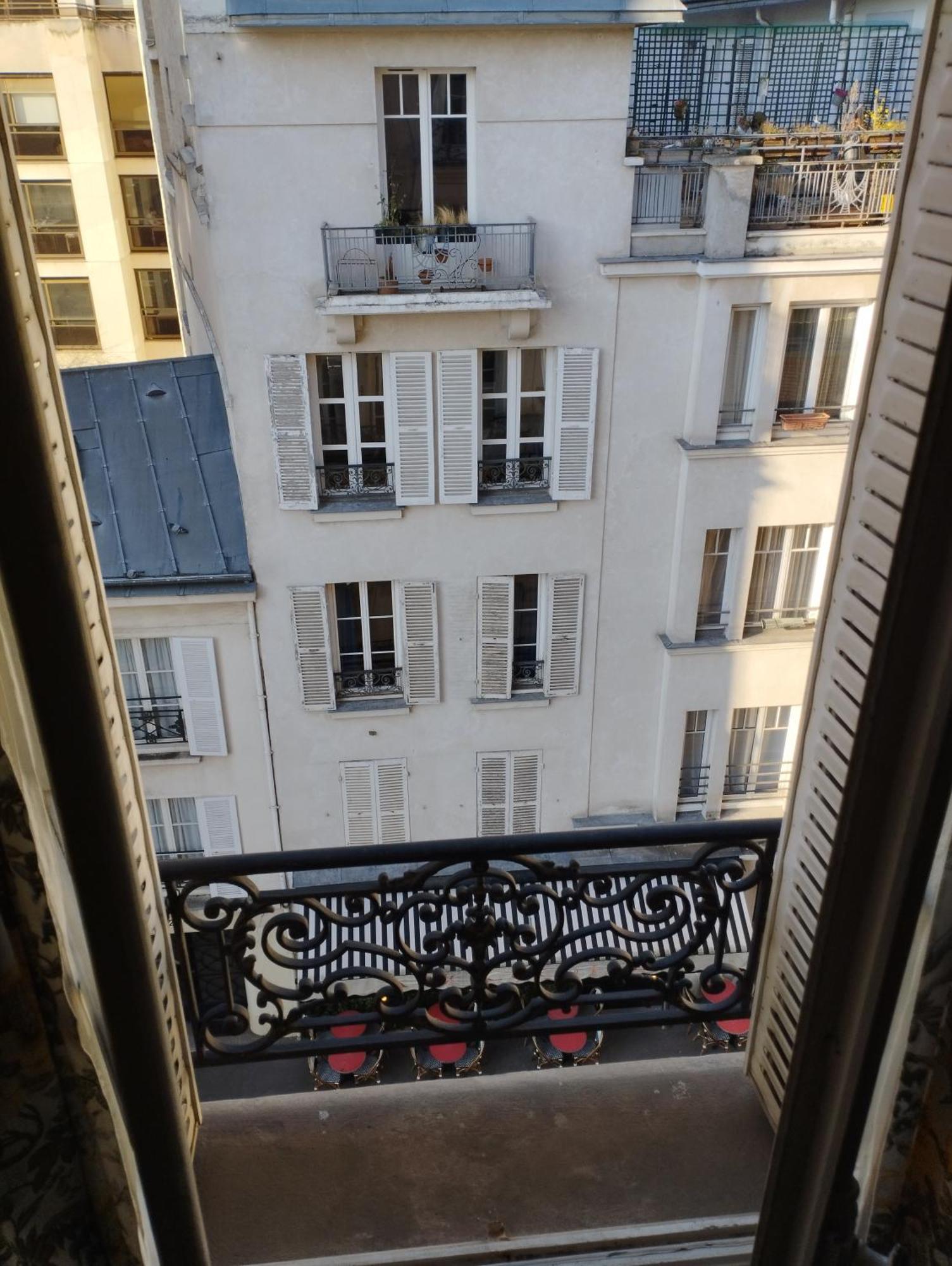 Chambre Spacieuse - Trocadero Paris Bilik gambar